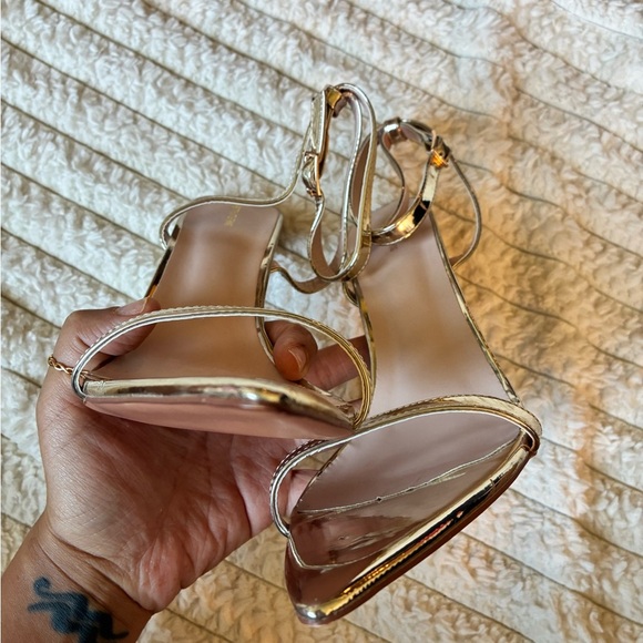 NWOT PrettyLittleThing Gold Metallic Strappy Pointed Toe Stiletto Heels - Picture 7 of 9